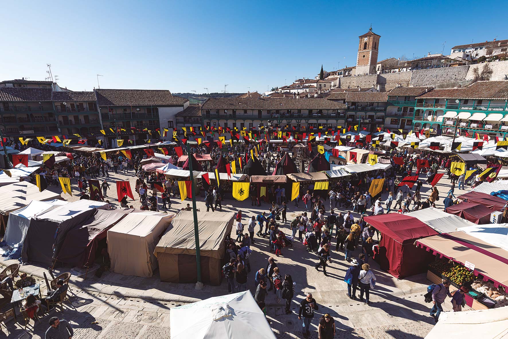 Medieval market in the town of Chinchón.